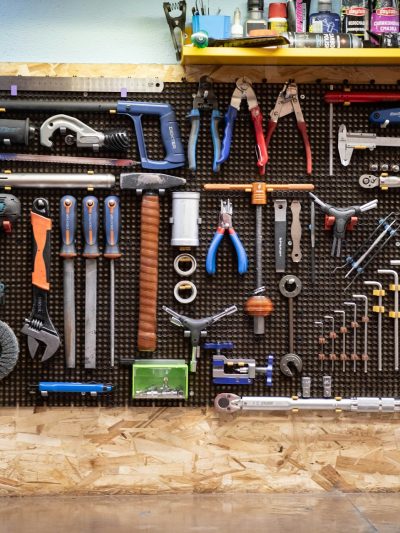 Tools & Hardware